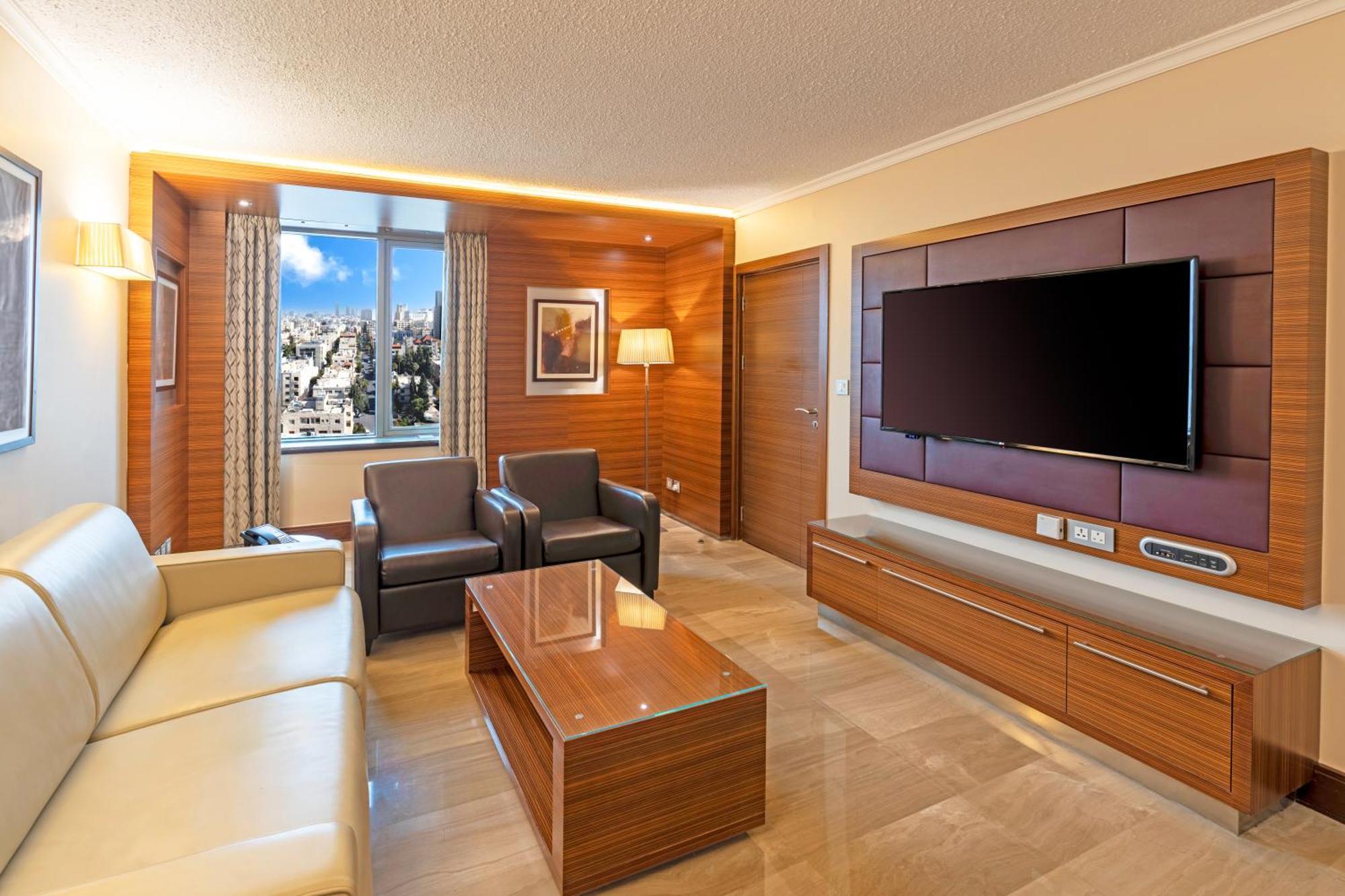 Hotel Crowne Plaza By Ihg Amman