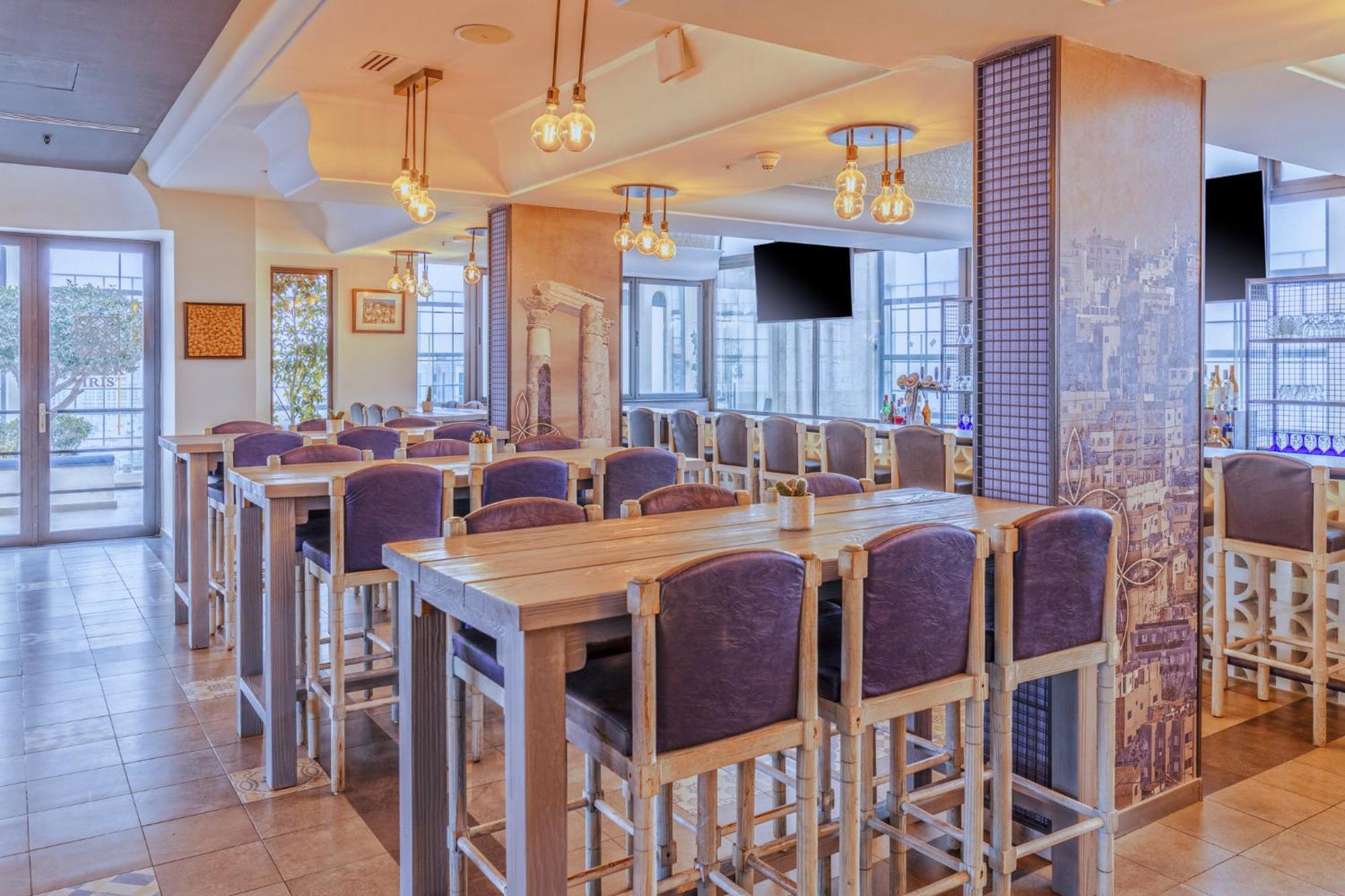 Crowne Plaza By Ihg Hotel 5*